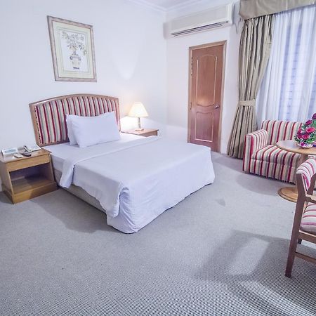 Hotel Swiss Park 达卡 外观 照片