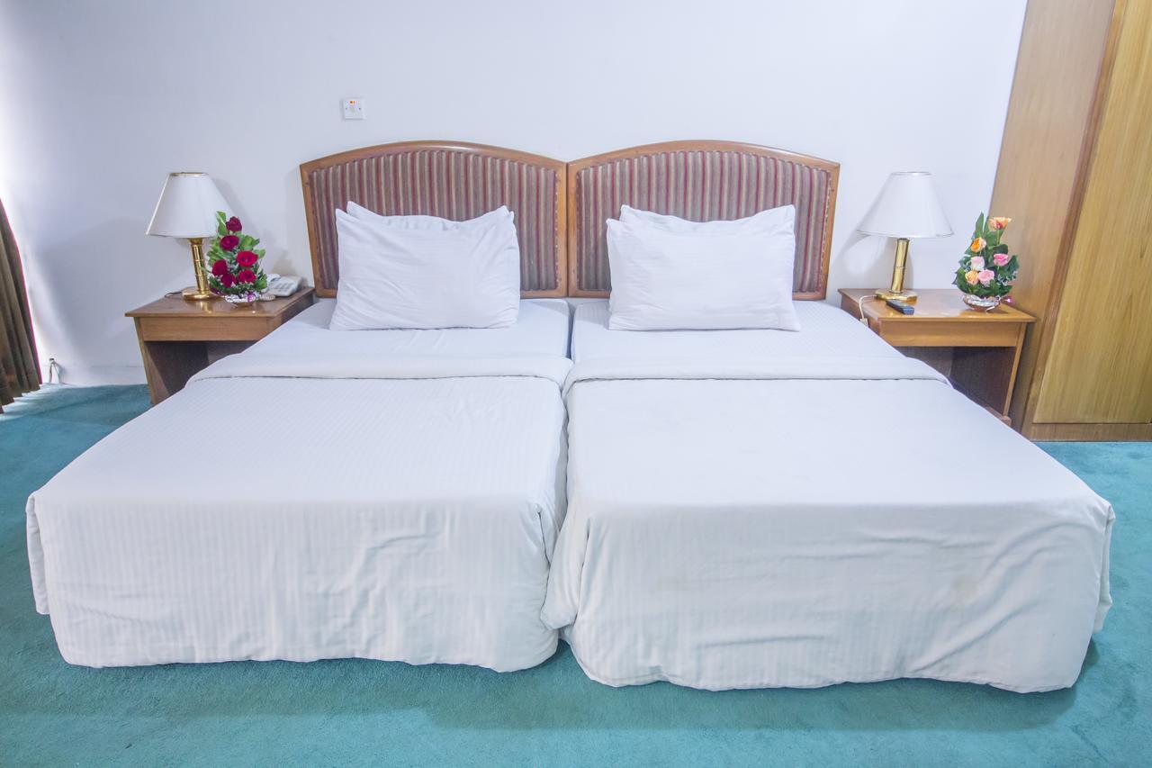 Hotel Swiss Park 达卡 外观 照片