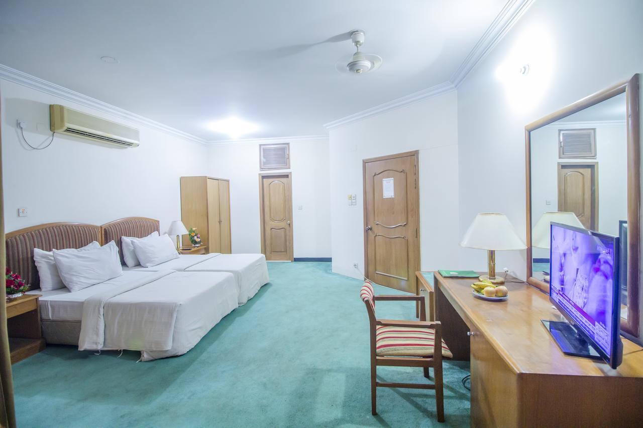 Hotel Swiss Park 达卡 外观 照片