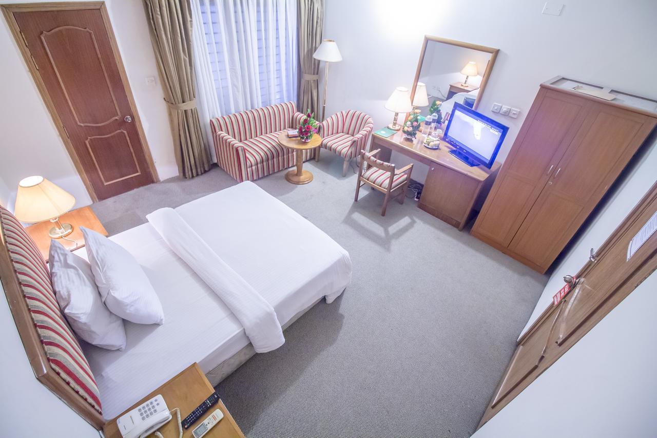 Hotel Swiss Park 达卡 外观 照片