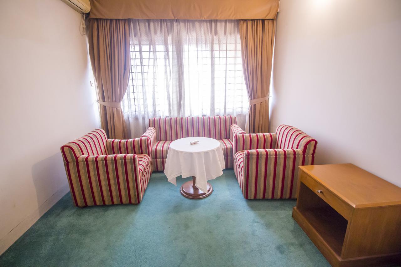 Hotel Swiss Park 达卡 外观 照片