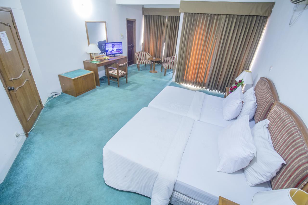 Hotel Swiss Park 达卡 外观 照片