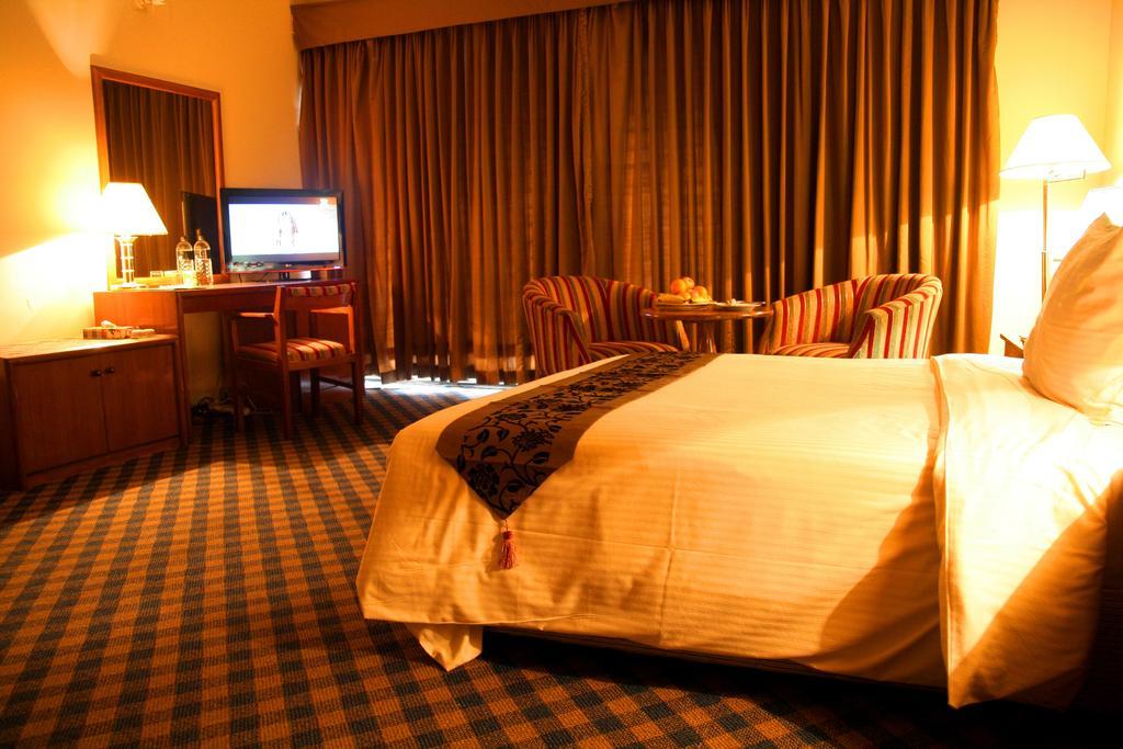 Hotel Swiss Park 达卡 外观 照片